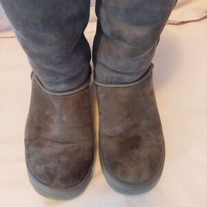 Ugg Classic Tall - Gray Women's US Size 8